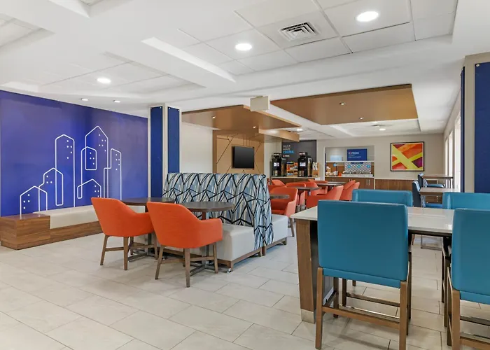 Holiday Inn Express Biddeford By Ihg